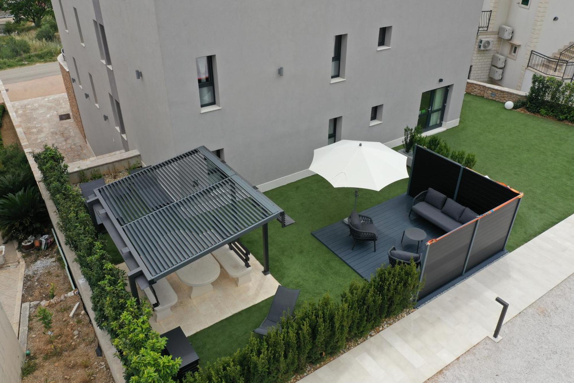 Ferienwohnung Grey House Bol Exterior foto