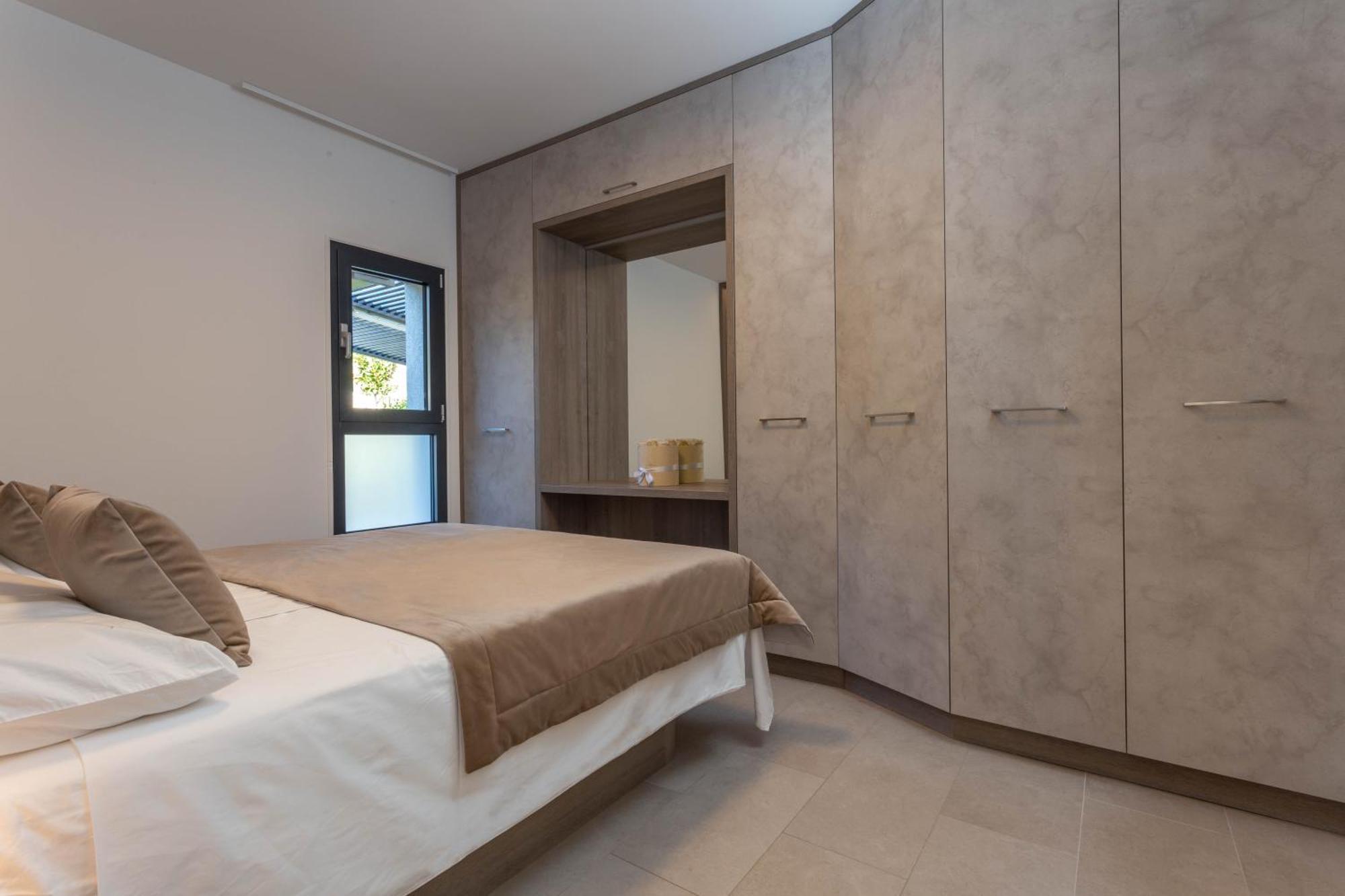 Ferienwohnung Grey House Bol Exterior foto